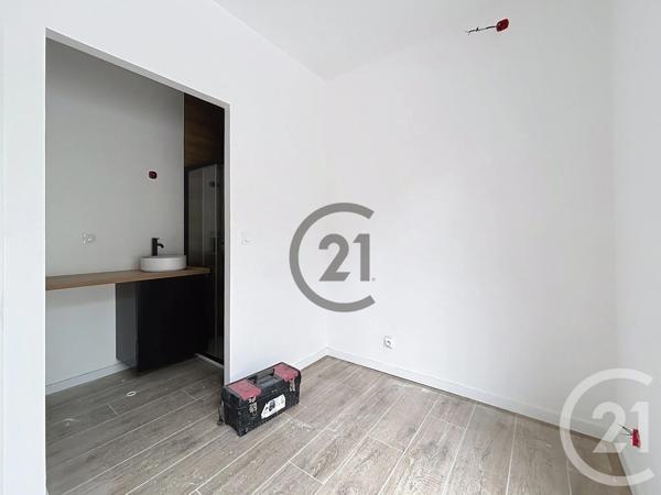 Appartement F1 Bis à vendre  2 pièces - 31 m 2   REIMS  - 51
