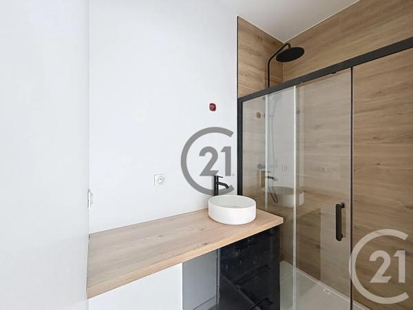 Appartement F1 Bis à vendre  2 pièces - 31 m 2   REIMS  - 51