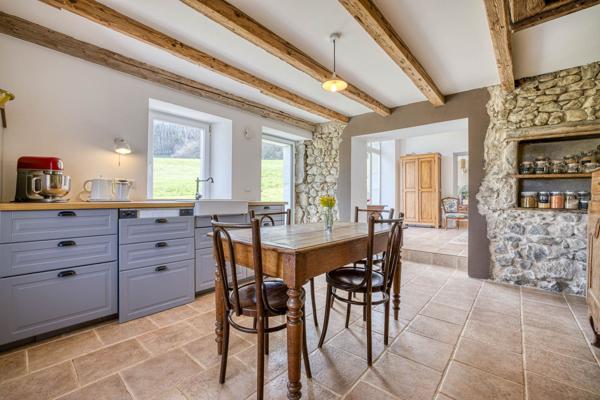 Vente Maison de luxe Allonzier-la-Caille 9 Pièces 294 m²