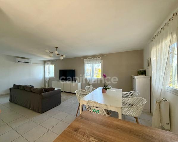 Appartement de 124 m2 à vendre 5 pièces Jardin 556 m2 Piscine VILLELAURE (84)