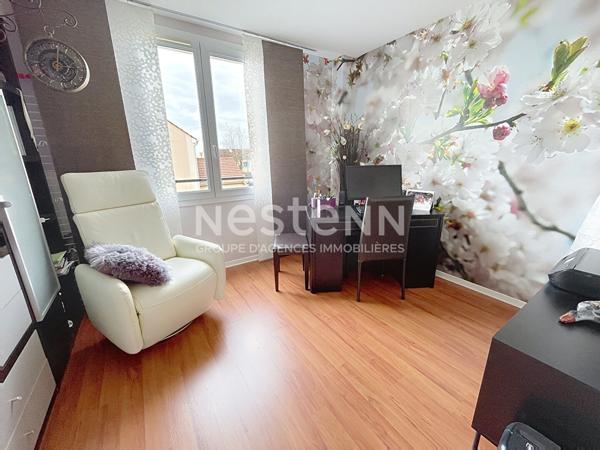 A vendre Maison de 5 pièces de 93 m2 à Plaisir - Quartier centre ville