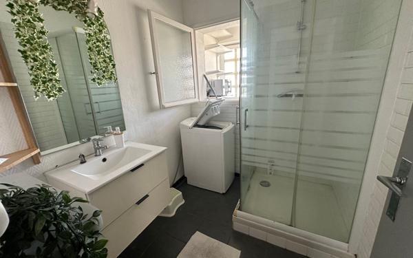 Appartement à vendre    3 pièces • 61 m2 La Seyne-sur-Mer