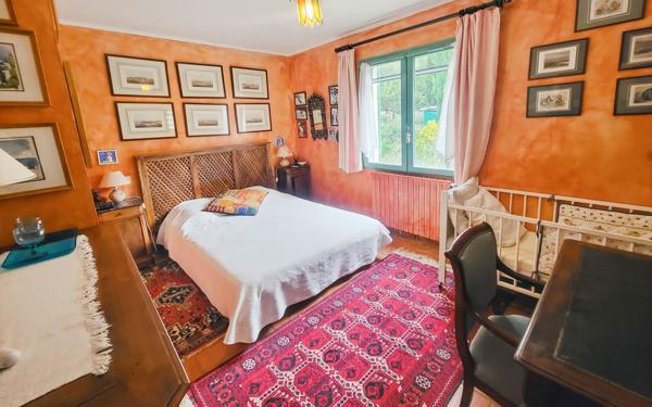 Maison à vendre    6 pièces •  Lambesc