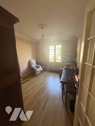 Rue de créqui, à proximité immédiate de l'entrée principale du parc de la tête d'or, appartement