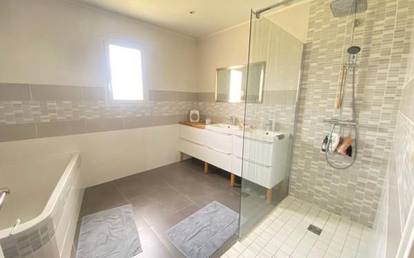 Maison à vendre    6 pièces •  Alençon