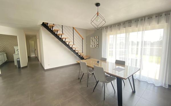 Maison à vendre    6 pièces •  Alençon