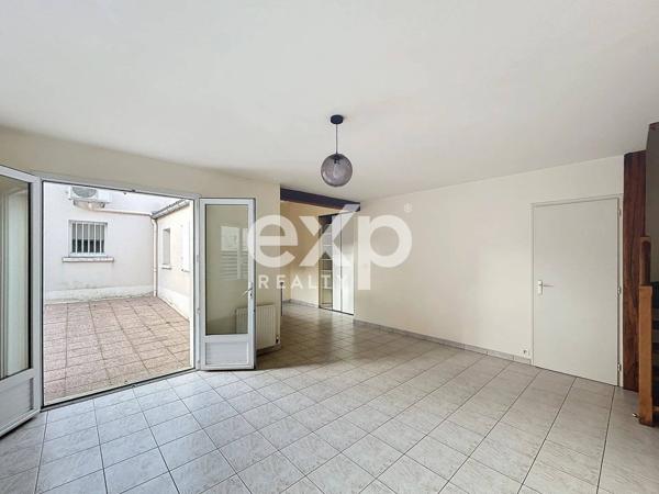 Maison- Apt au centre ville d'env. 120 m2 env. et garage