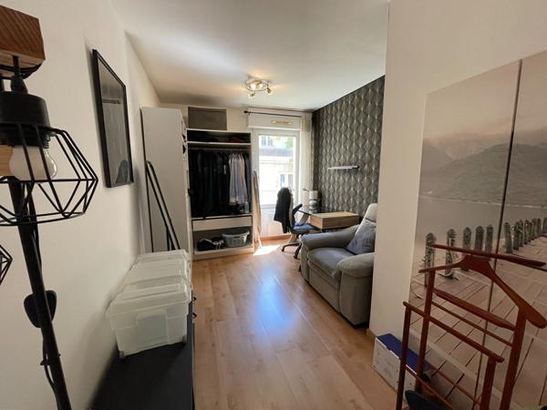 Appartement 4 pièces 94.43 m2