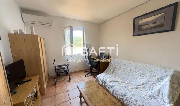 Villa indépendante de 90 m2 , 2 Chambres , garage(24 m2)