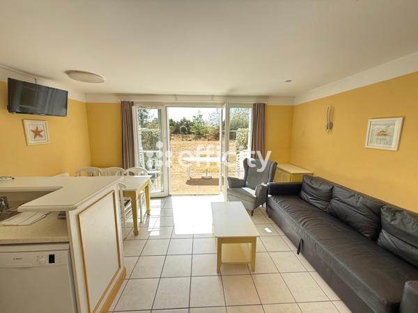 Maison
         4 pièces
        - 52 m² 230 000 € *