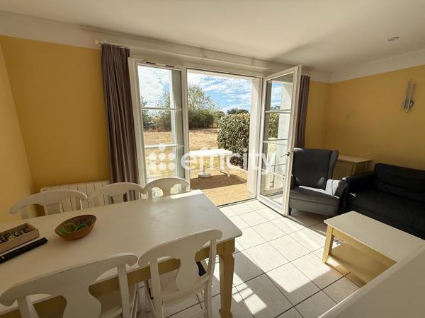 Maison
         4 pièces
        - 52 m² 230 000 € *