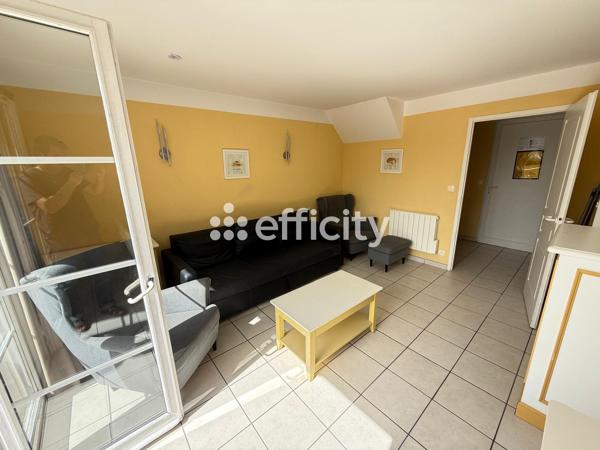 Maison
         4 pièces
        - 52 m² 230 000 € *