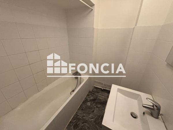 Location Appartement 3 pièces 57.83 m² - 26 AVENUE VICTOR HUGO Bourg La Reine 92340