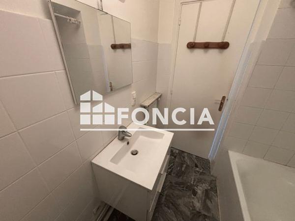 Location Appartement 3 pièces 57.83 m² - 26 AVENUE VICTOR HUGO Bourg La Reine 92340