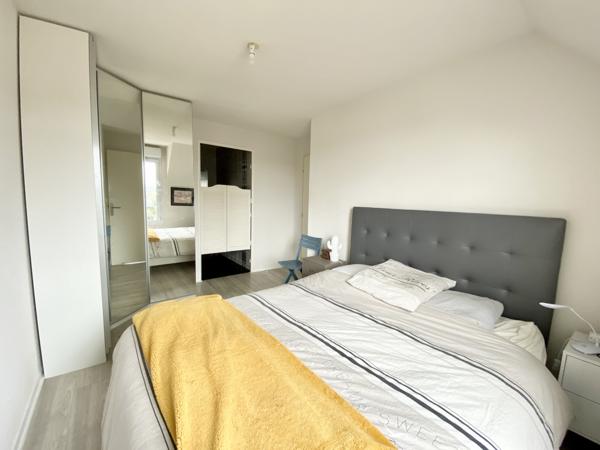 Port Guillaume - Spacieux appartement 5 P. avec terrasse en dernier étage