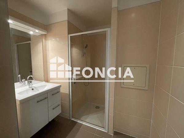 Location Appartement 4 pièces 108.2 m² - 47 RUE PIERRE TAITTINGER Reims 51100