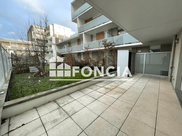 Location Appartement 4 pièces 108.2 m² - 47 RUE PIERRE TAITTINGER Reims 51100