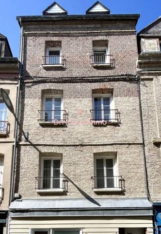 Immeuble à vendre de 104 m²