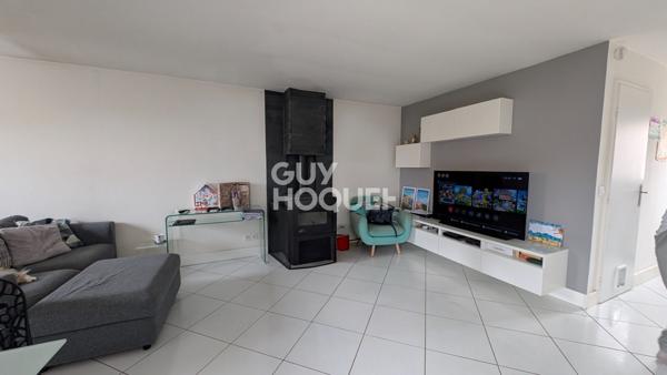 AUBERGENVILLE, Maison 5 pièces, 3 chambres.