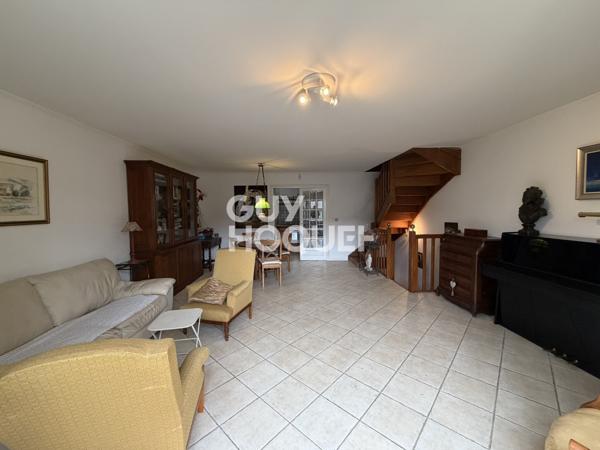 MAISON À VENDRE DE 5 PIÈCES DE 135,00 M²