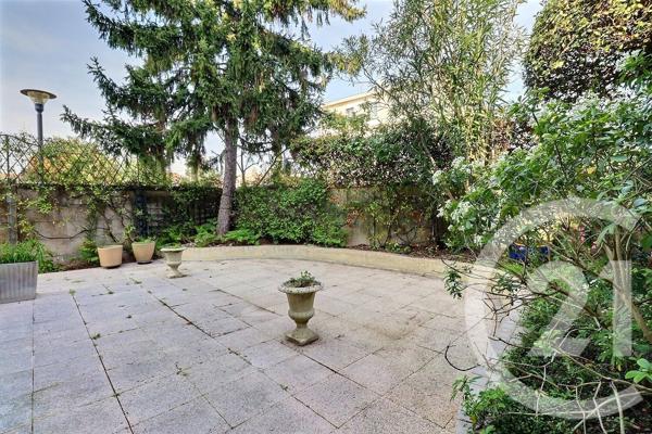 Maison à vendre  7 pièces - 238 m 2   BORDEAUX  - 33