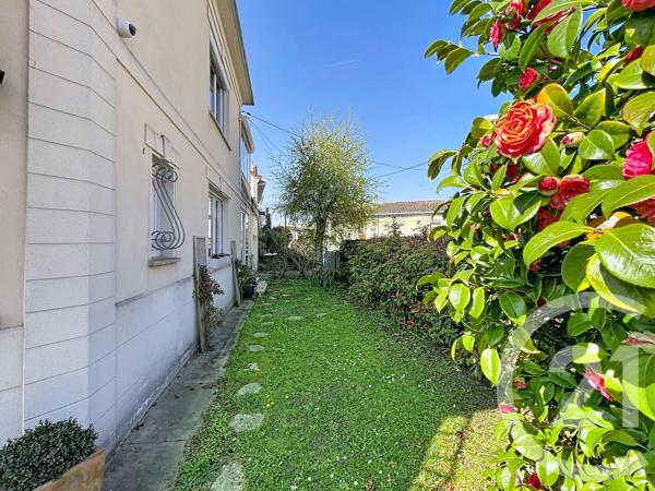 Maison à vendre  7 pièces - 238 m 2   BORDEAUX  - 33