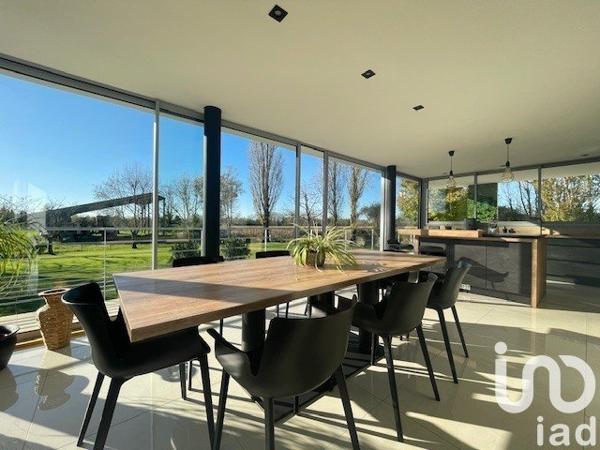 Maison à vendre 9 pièces 290 m² Saujon
