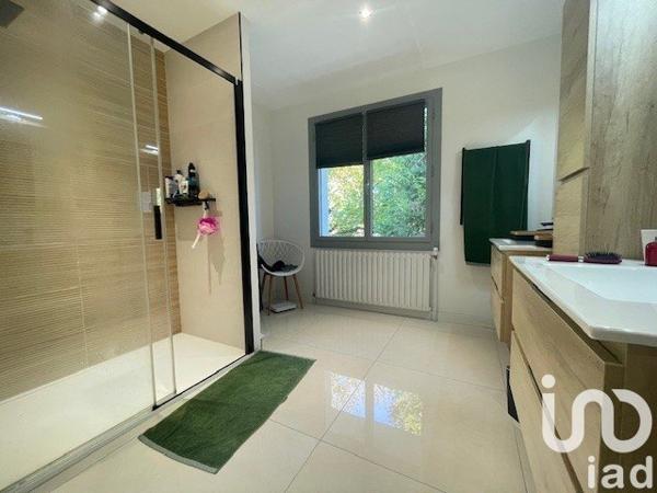 Maison à vendre 9 pièces 290 m² Saujon