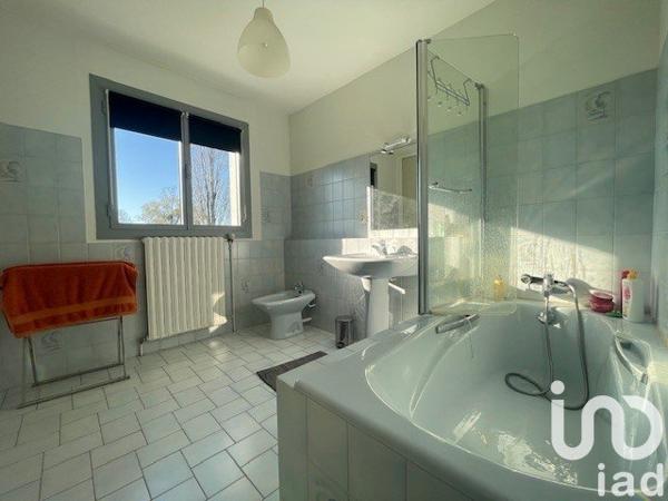 Maison à vendre 9 pièces 290 m² Saujon