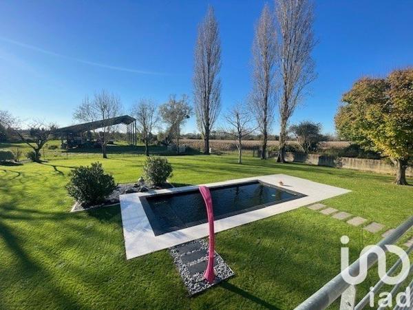 Maison à vendre 9 pièces 290 m² Saujon