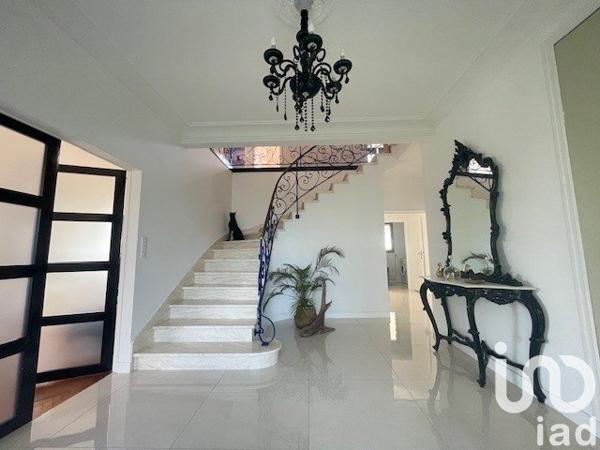 Maison à vendre 9 pièces 290 m² Saujon