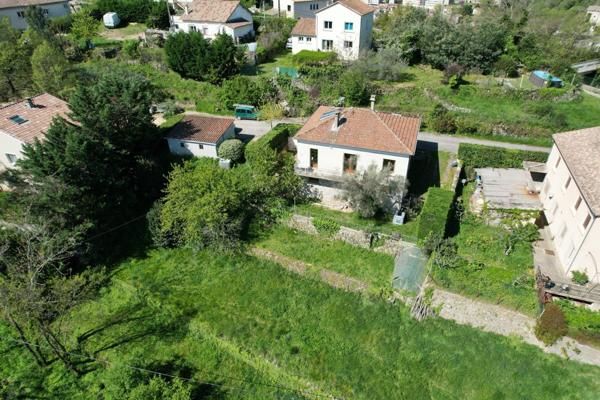 Maison à vendre    4 pièces • 99 m2 Largentière