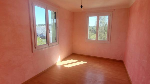 Maison à vendre    4 pièces • 99 m2 Largentière