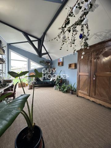 EPERNAY - EXCLUSIVITE - A VENDRE - Maison de type 6 avec jardin et Dépendances