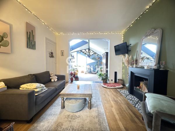 EPERNAY - EXCLUSIVITE - A VENDRE - Maison de type 6 avec jardin et Dépendances