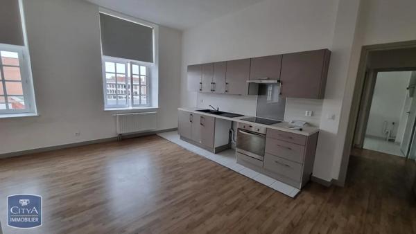 Appartement à louer 3 pièces 64.86m² Cambrai (59400)