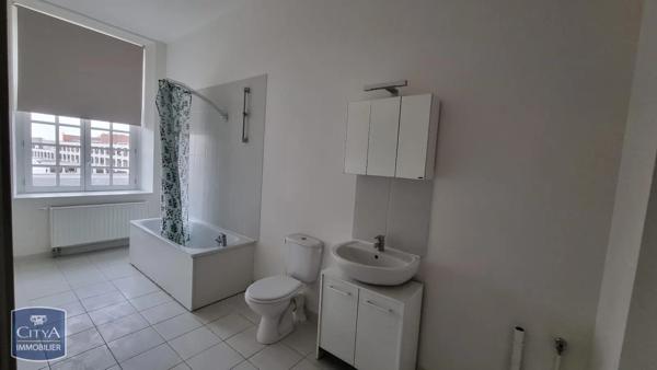 Appartement à louer 3 pièces 64.86m² Cambrai (59400)