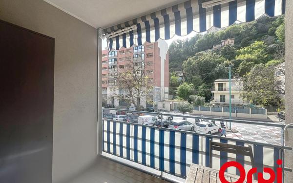 Appartement à louer    1 pièce • 17,04 m2 Menton