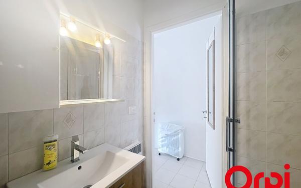 Appartement à louer    1 pièce • 17,04 m2 Menton