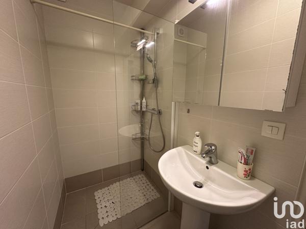 Maison 7 pièces de 180 m² à Vaux-le-Pénil (77000)