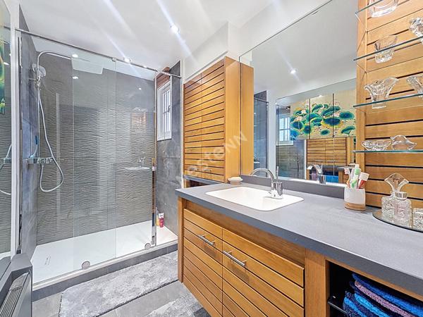 POSEZ VOS VALISES à Orry 8 pièces, 201 m²