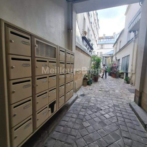 Studio rue des Archives