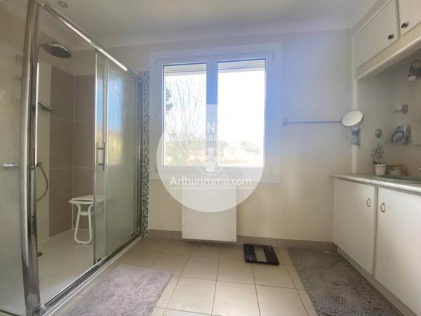 Vente                                                      Maison
                        
                     6 pièces                      120 m2                     à Saint-Brevin-les-Pins