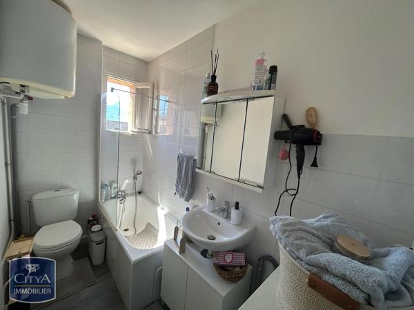 Appartement à louer 1 pièce 26m² Albertville (73200)