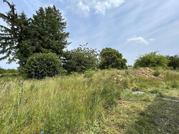 Terrain constructible de 1018m2