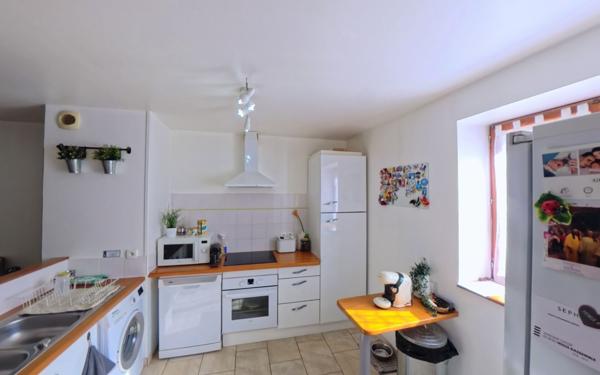 Maison à vendre    3 pièces •  Loyettes