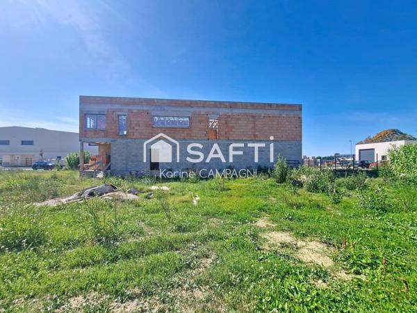 Bâtiment pour bureaux + entrepôt Le THOR