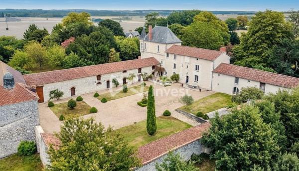 Un cadre idyllique pour une vie de rêve à la campagne, cette propriété de caractère est une véritable perle rare !