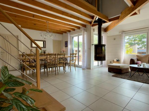 ALLONNES, Maison de 137m² 4 chambres avec vie de plain-pied sur terrain arboré de 1110m²