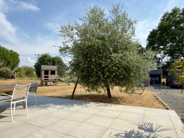 ALLONNES, Maison de 137m² 4 chambres avec vie de plain-pied sur terrain arboré de 1110m²
